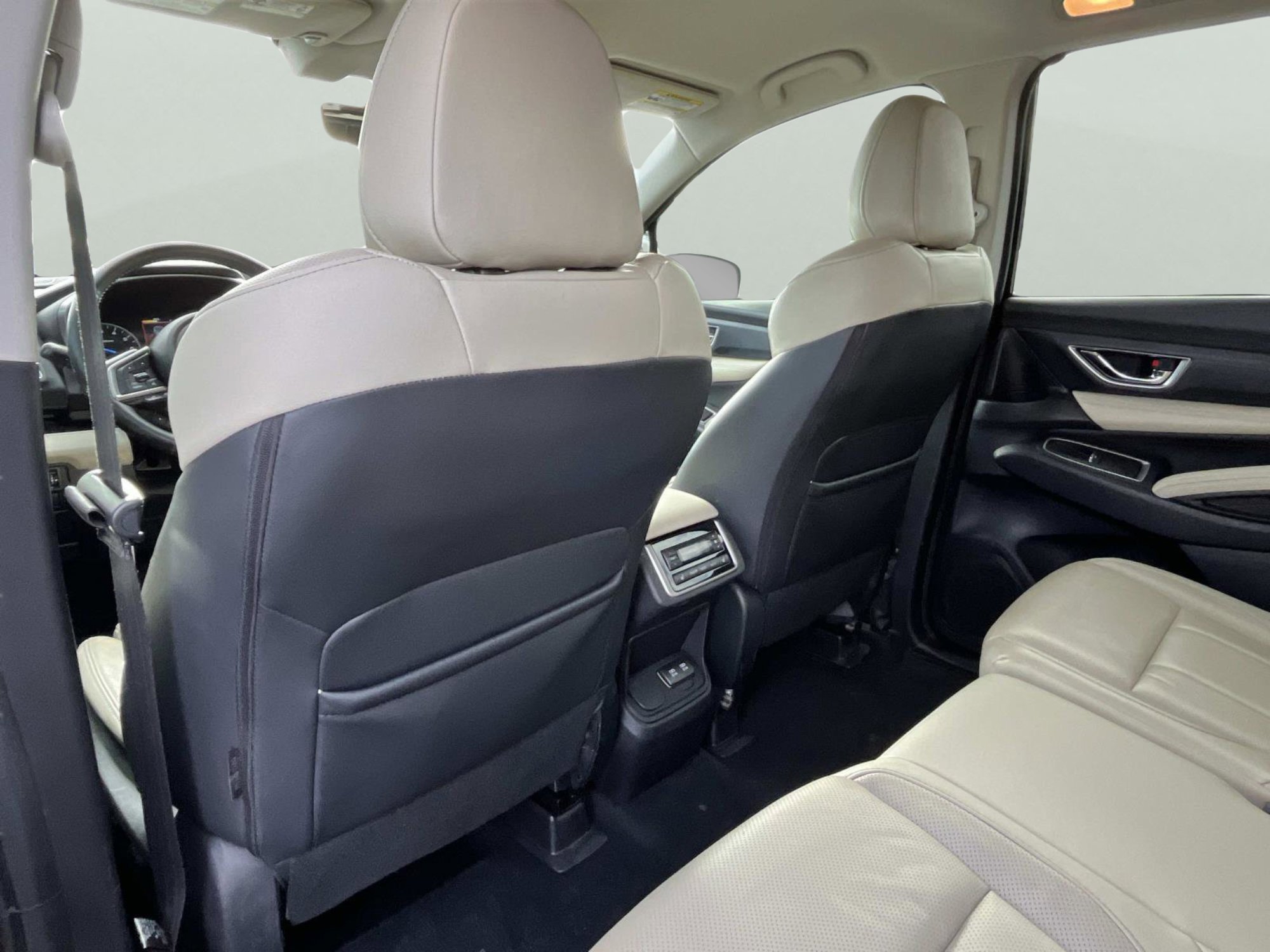 Used 2020 Subaru Ascent Limited w/ Popular Package #4 image 20