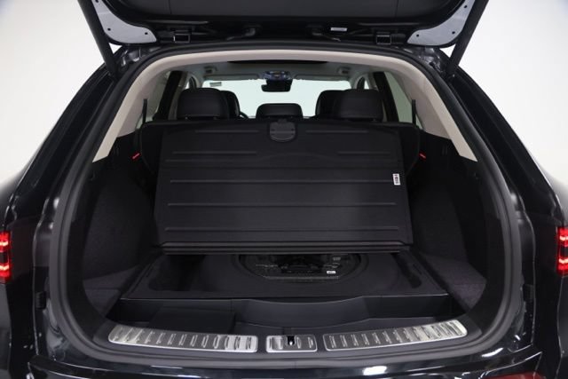 New 2027 Genesis GV70 2.5T Select AWD/4WD image 13