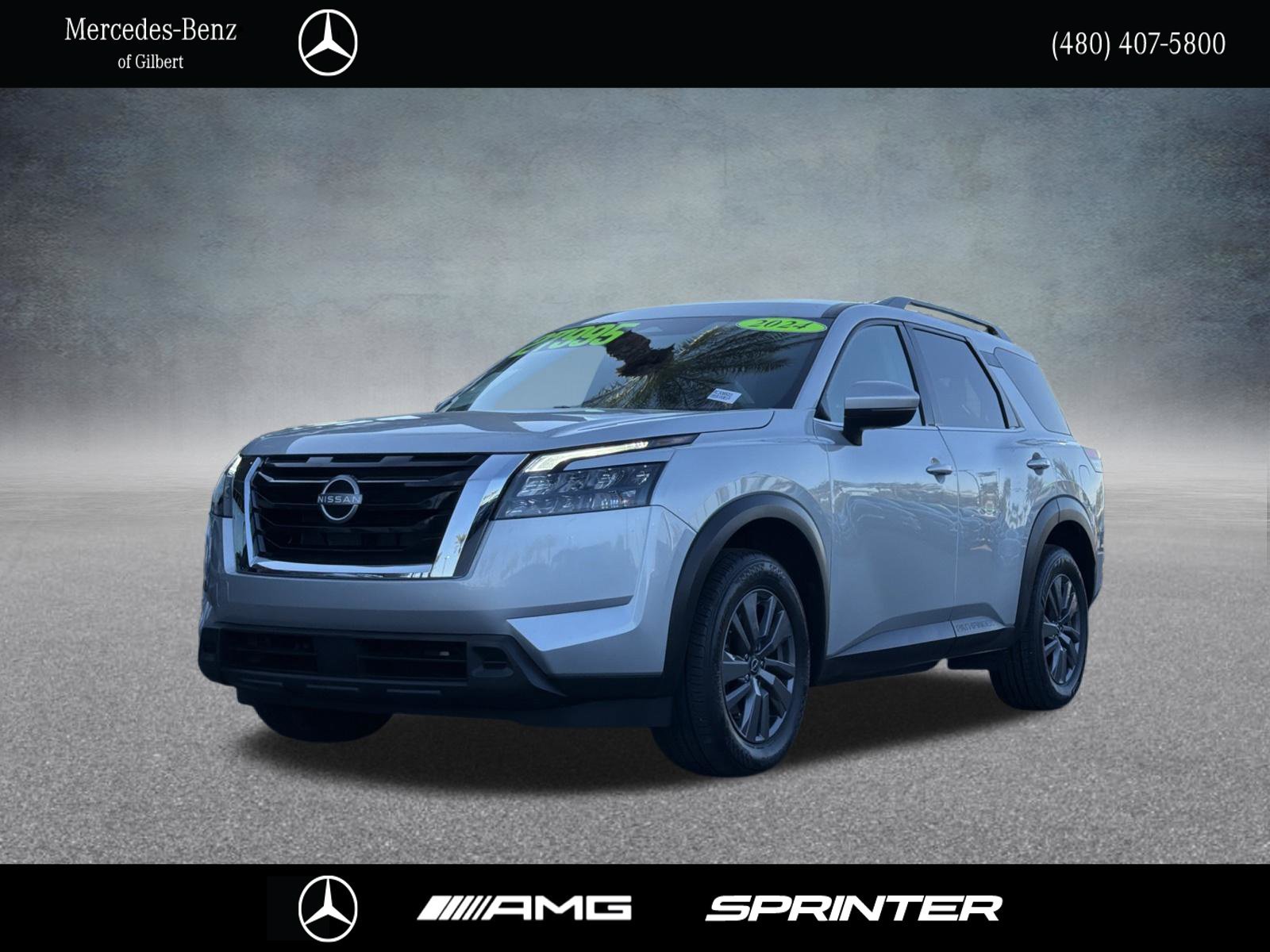 Used 2024 Nissan Pathfinder SV FWD image 1