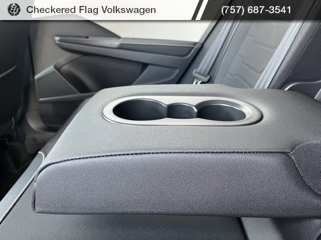 New 2025 Volkswagen Taos SE image 48