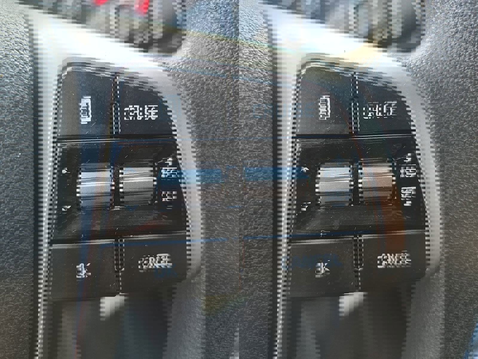 Used 2020 Kia Sorento LX FWD image 18