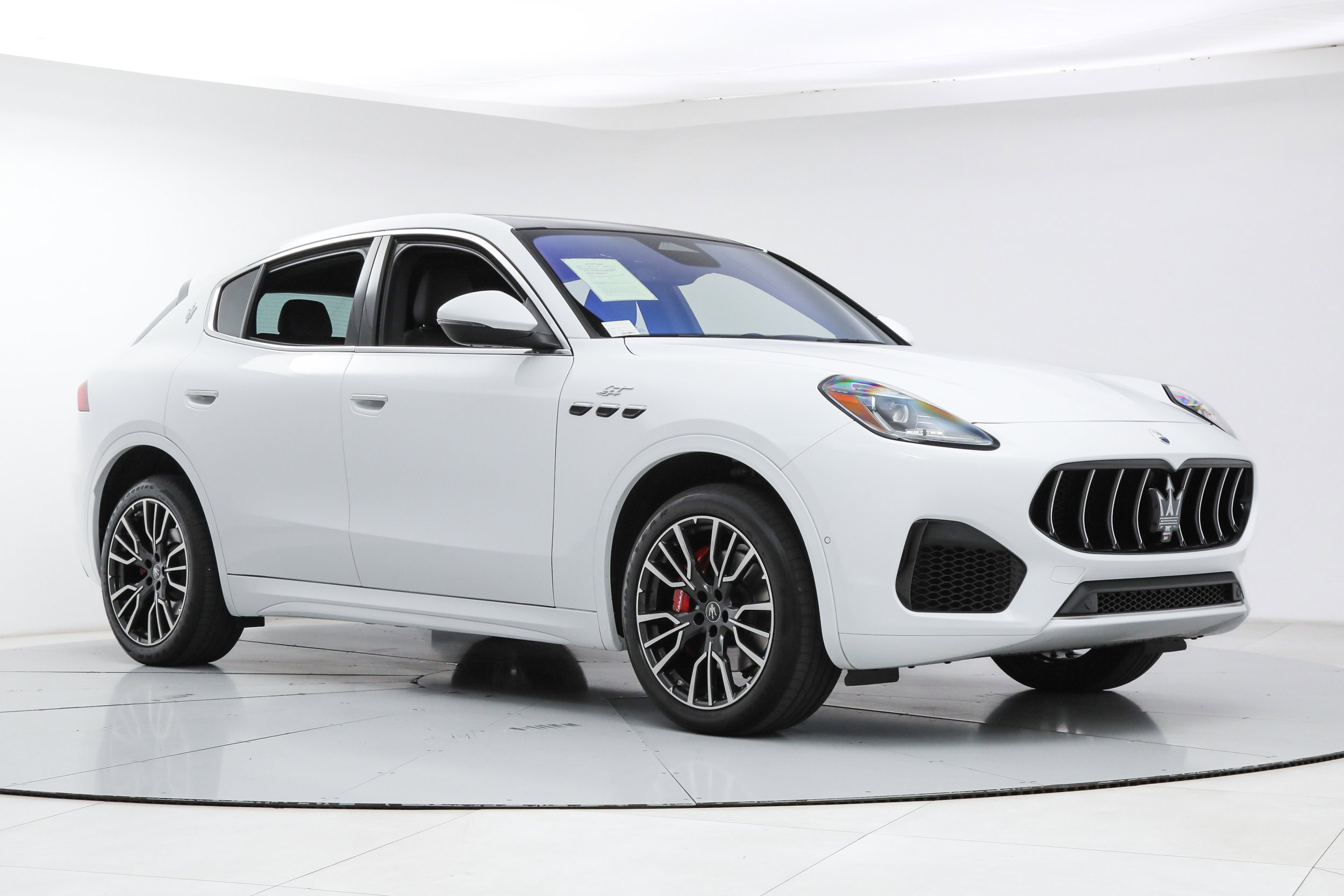 Used 2023 Maserati Grecale GT AWD/4WD image 7