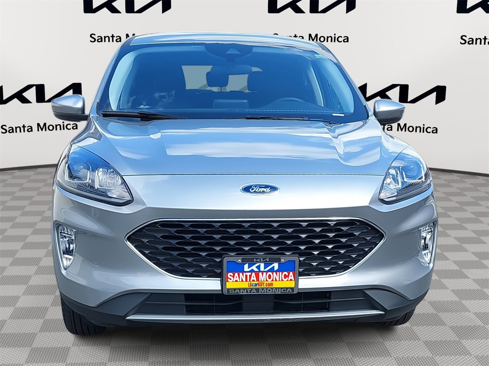 Used 2022 Ford Escape SEL image 2