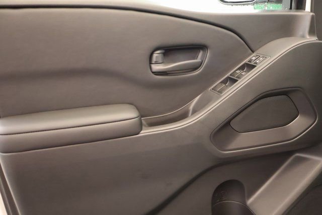 New 2026 Nissan Frontier S image 9