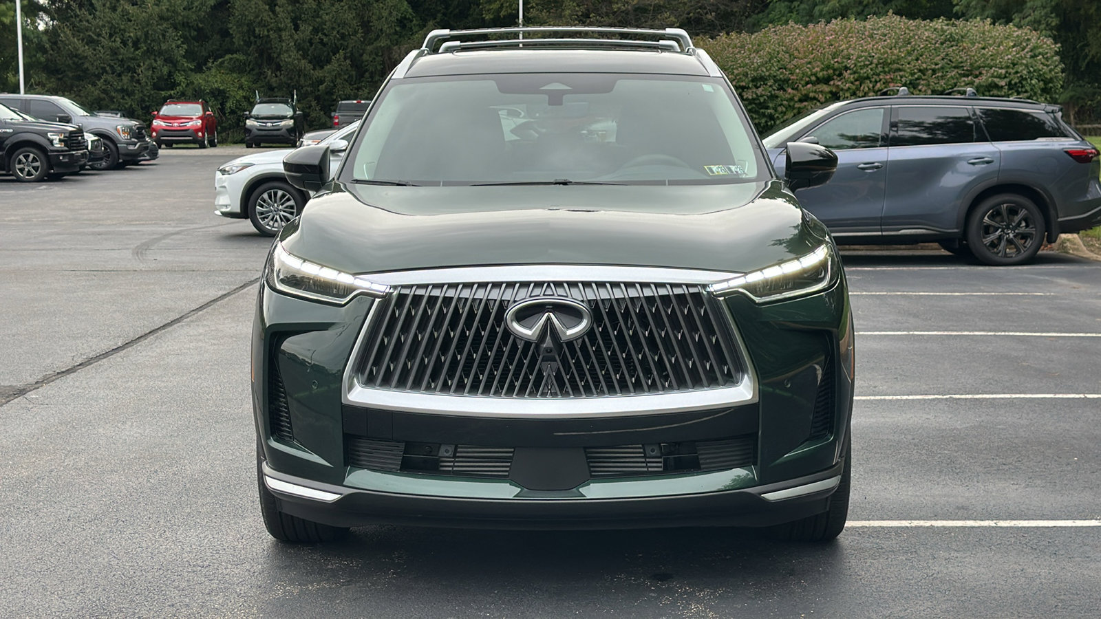 New 2026 INFINITI QX60 Luxe w/ Cargo Package image 3