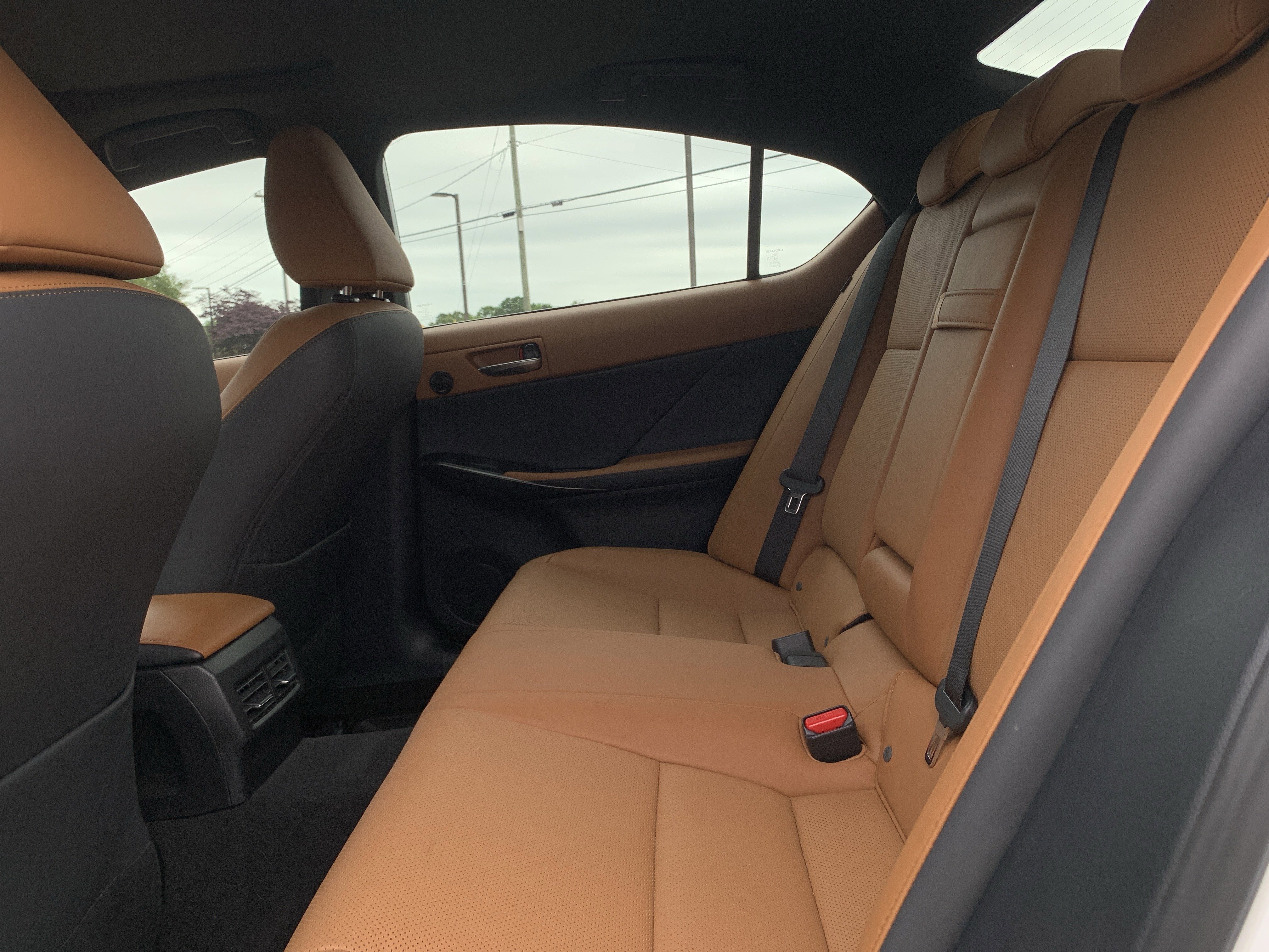 Used 2023 Lexus IS 300 w/ Premium Package RWD image 32