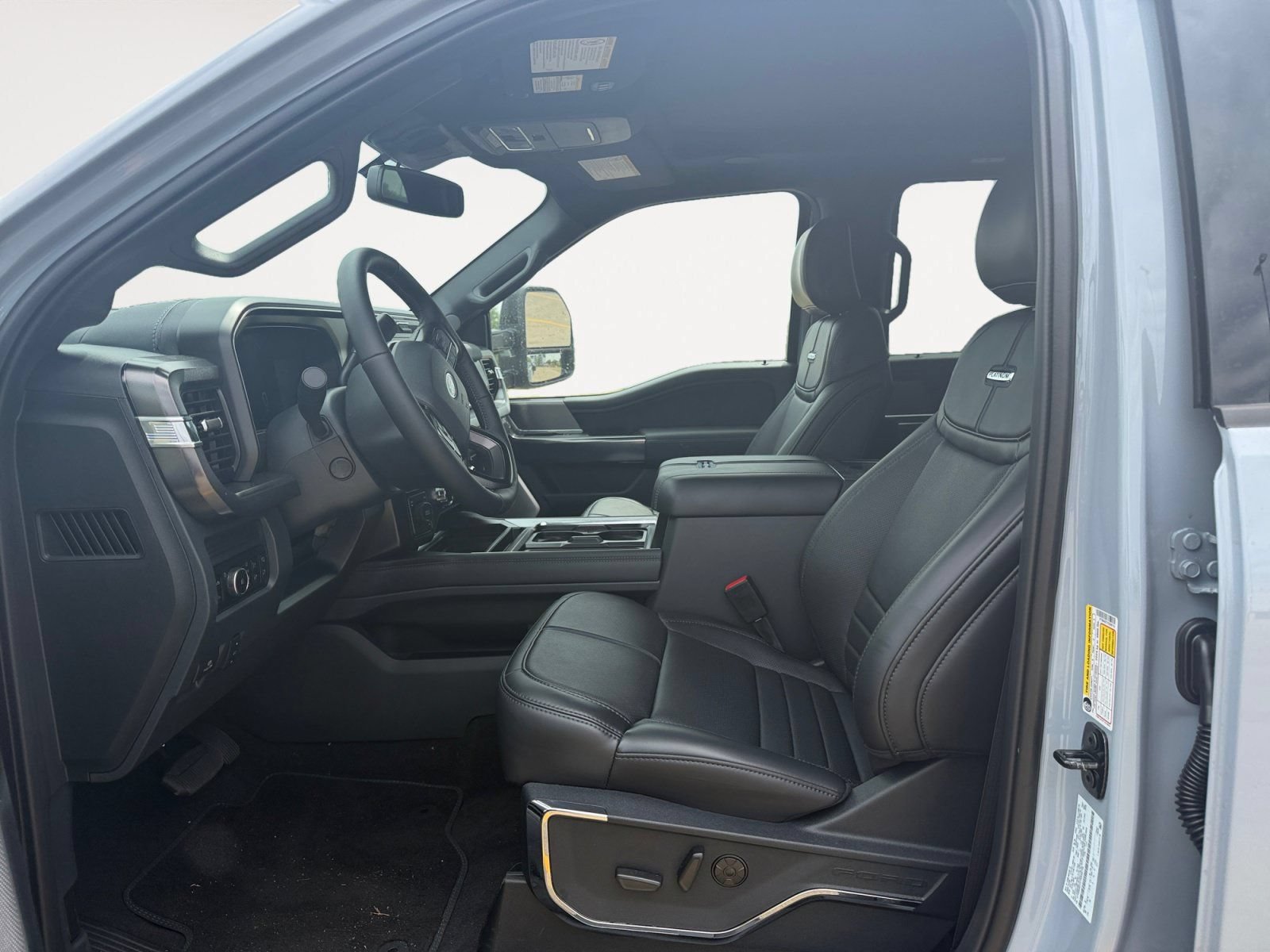 Used 2026 Ford F450 Platinum AWD/4WD image 9