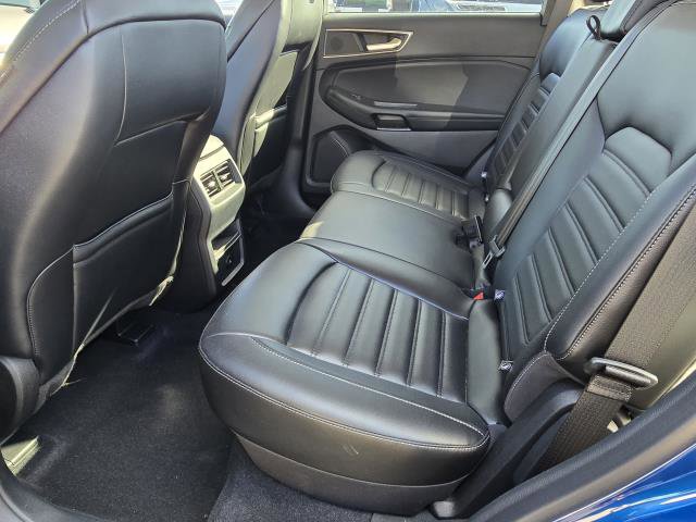 Used 2023 Ford Edge SEL AWD/4WD image 11