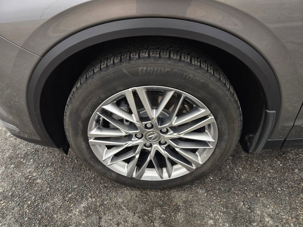 Used 2023 Acura MDX SH-AWD w/ Advance Package image 33