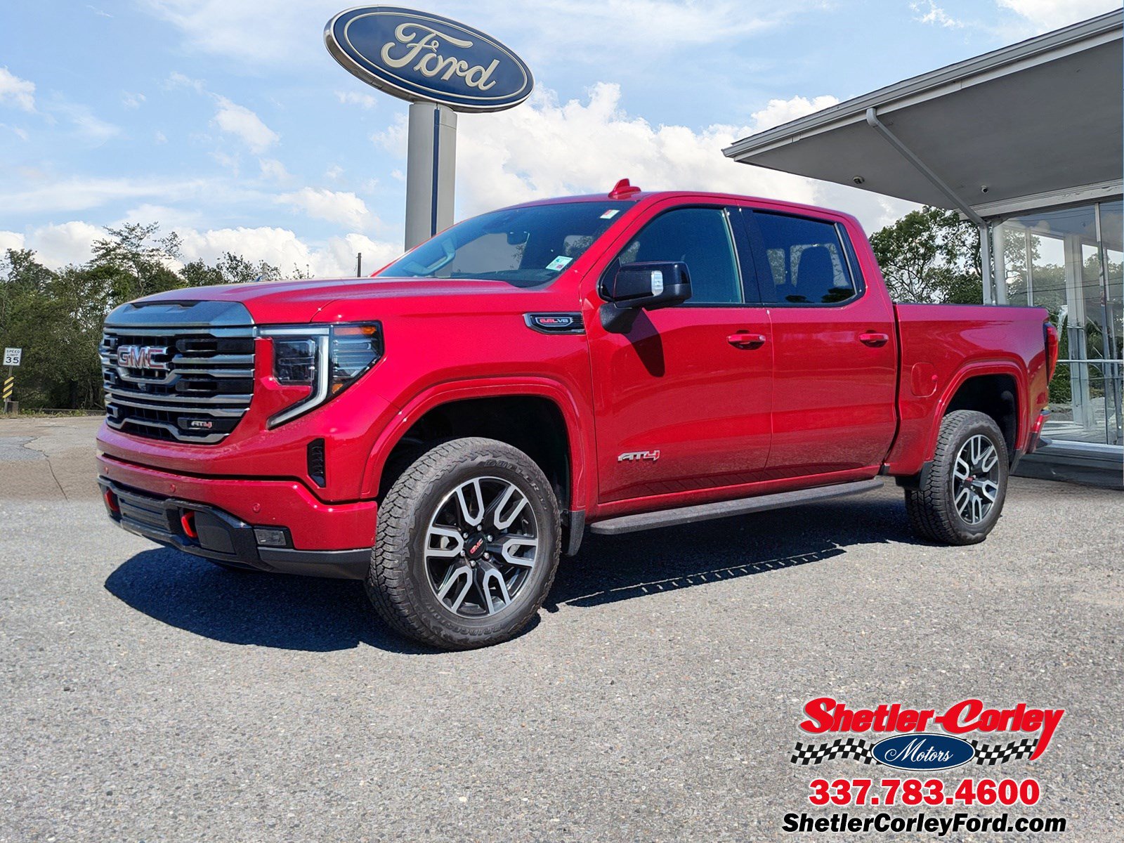 Used 2024 GMC Sierra 1500 AT4 w/ Technology Package image 1
