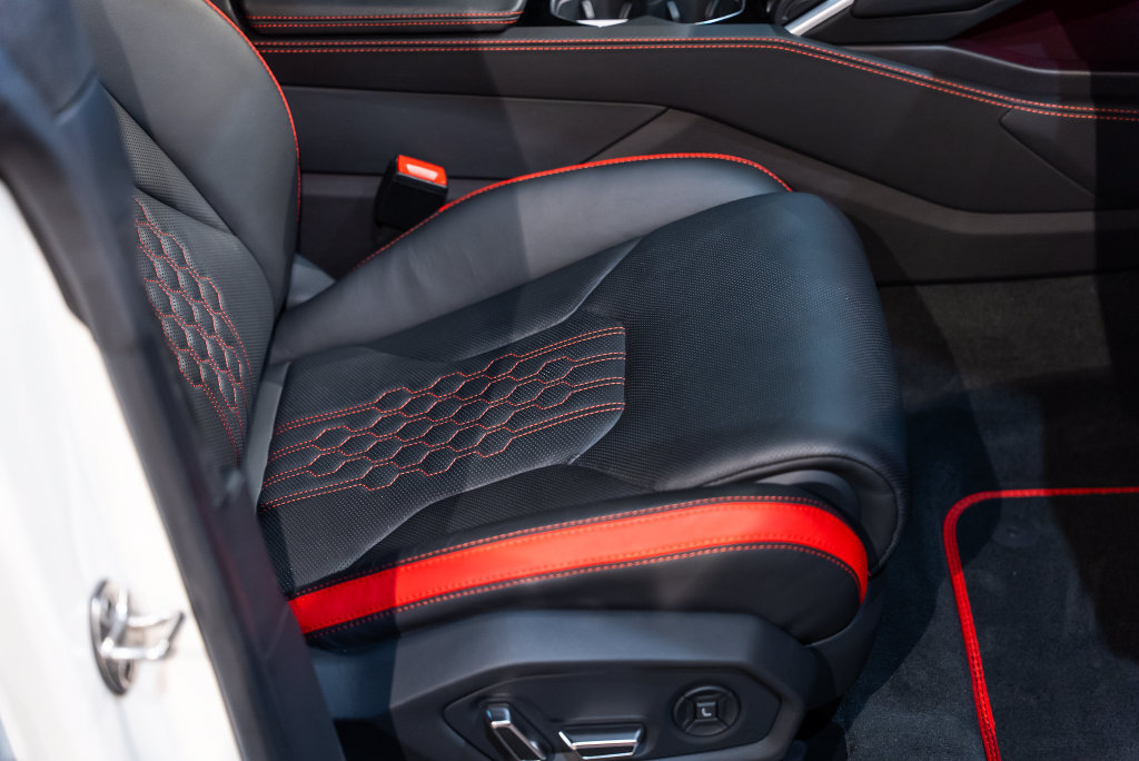Used 2023 Lamborghini Urus S AWD/4WD image 53