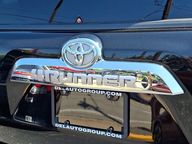 Used 2022 Toyota 4Runner Limited AWD/4WD image 32