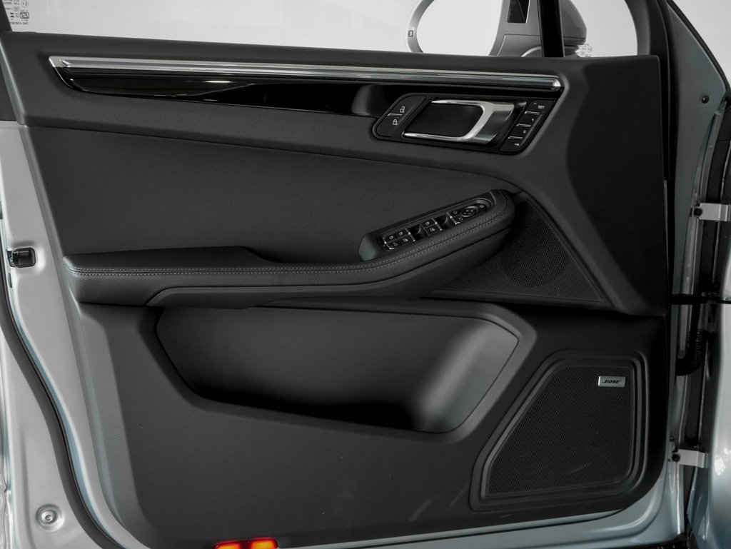 New 2026 Porsche Macan S image 11