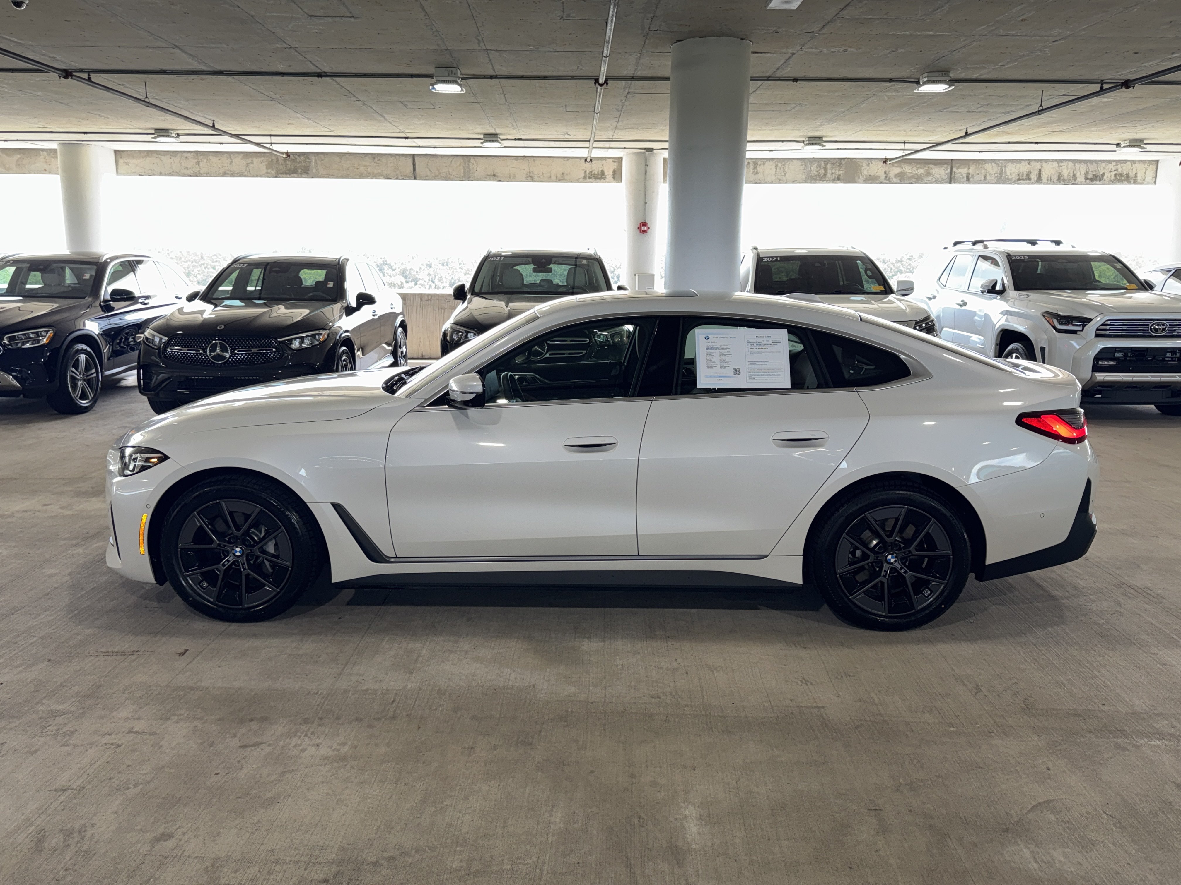 Used 2025 BMW i4 eDrive40 w/ Premium Package RWD image 6
