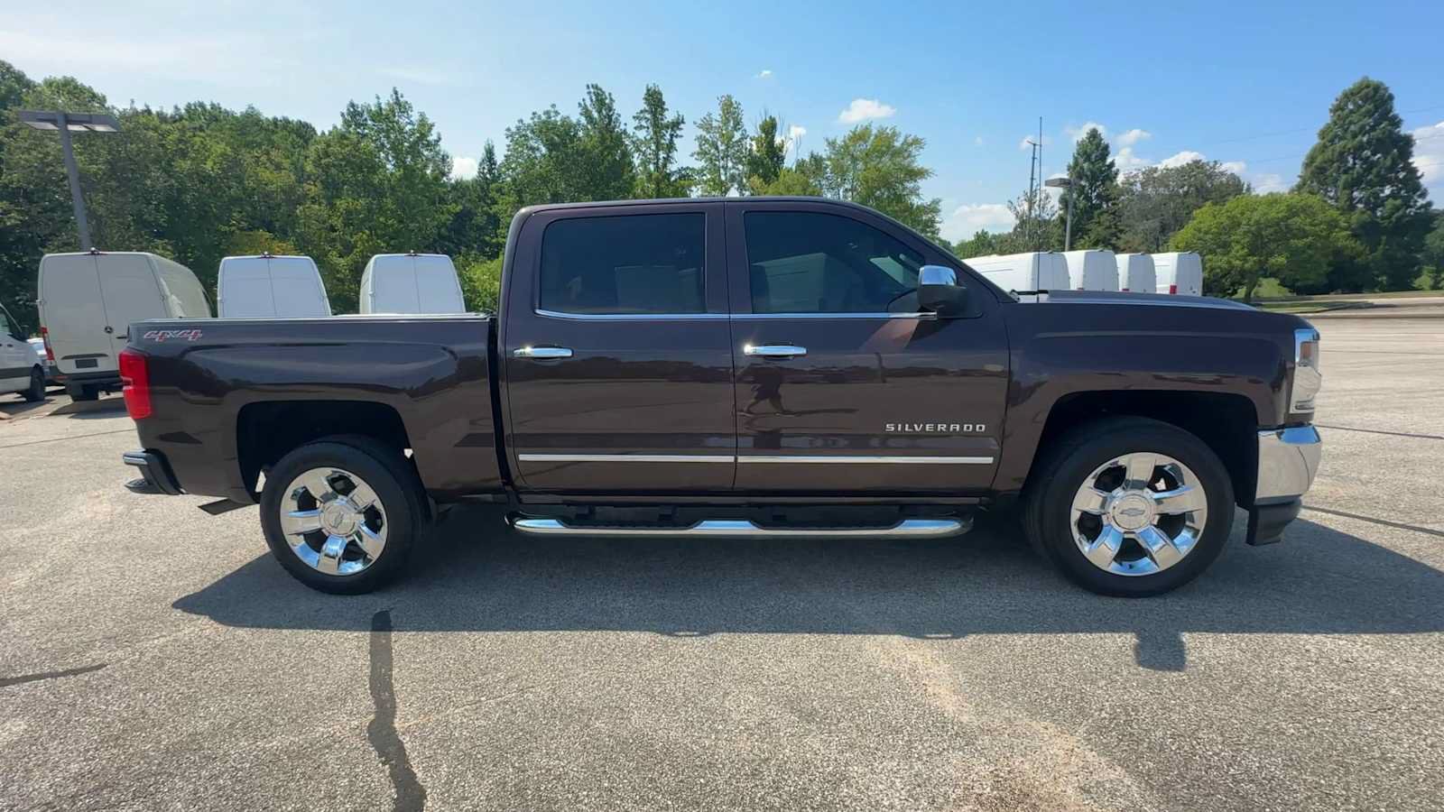 Used 2016 Chevrolet Silverado 1500 LTZ w/ Sport Package AWD/4WD image 9