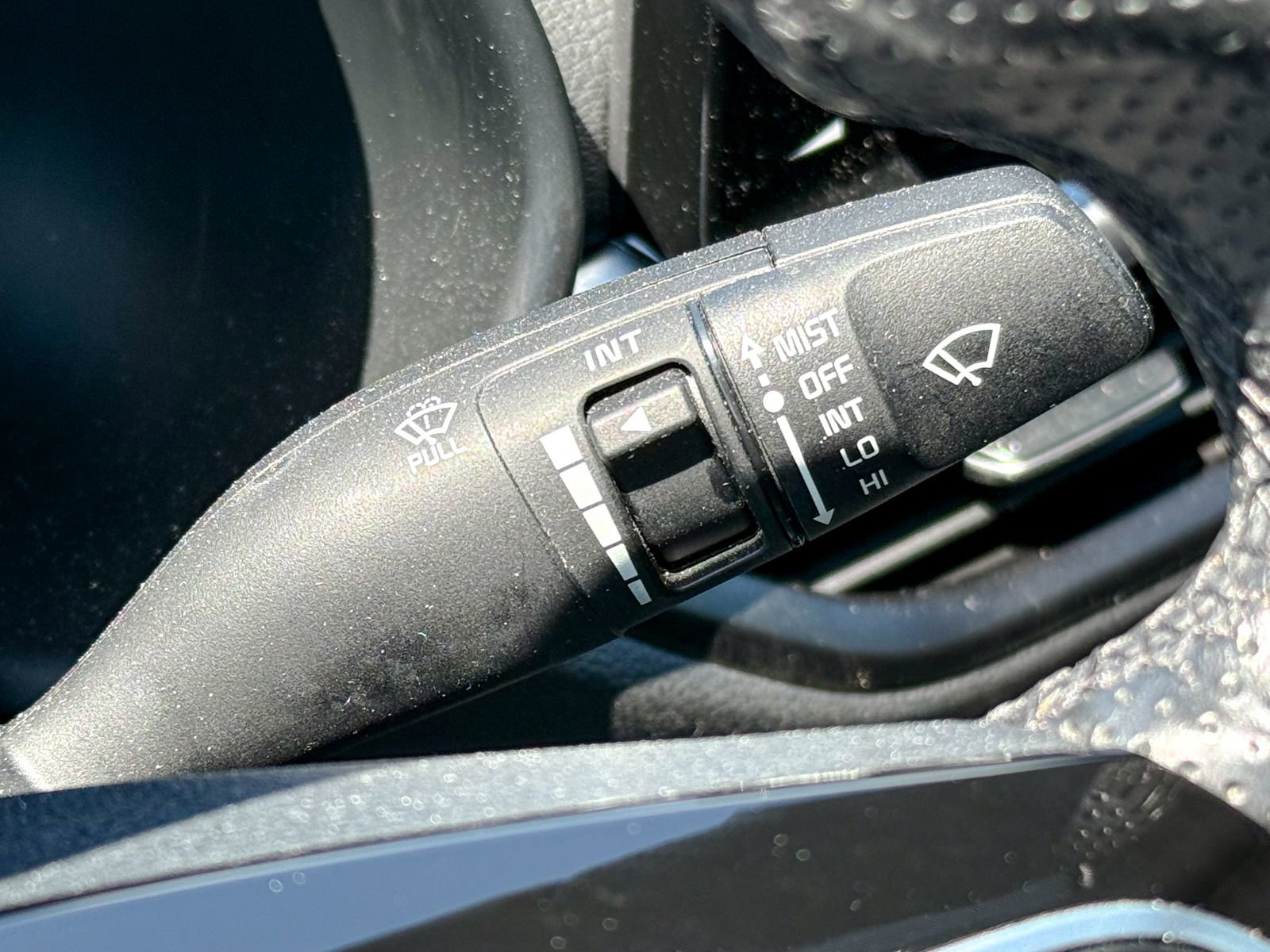 Used 2023 Kia Forte GT-Line w/ GT-Line Premium Package FWD image 31