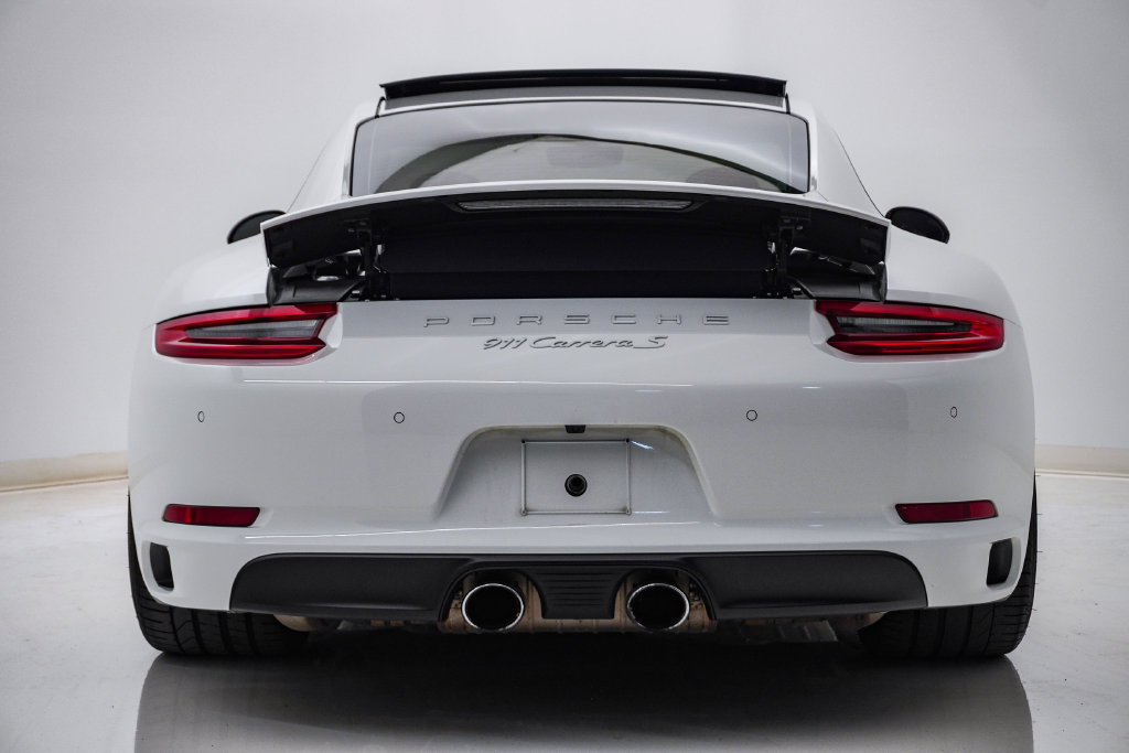 Used 2017 Porsche 911 Carrera S RWD image 8