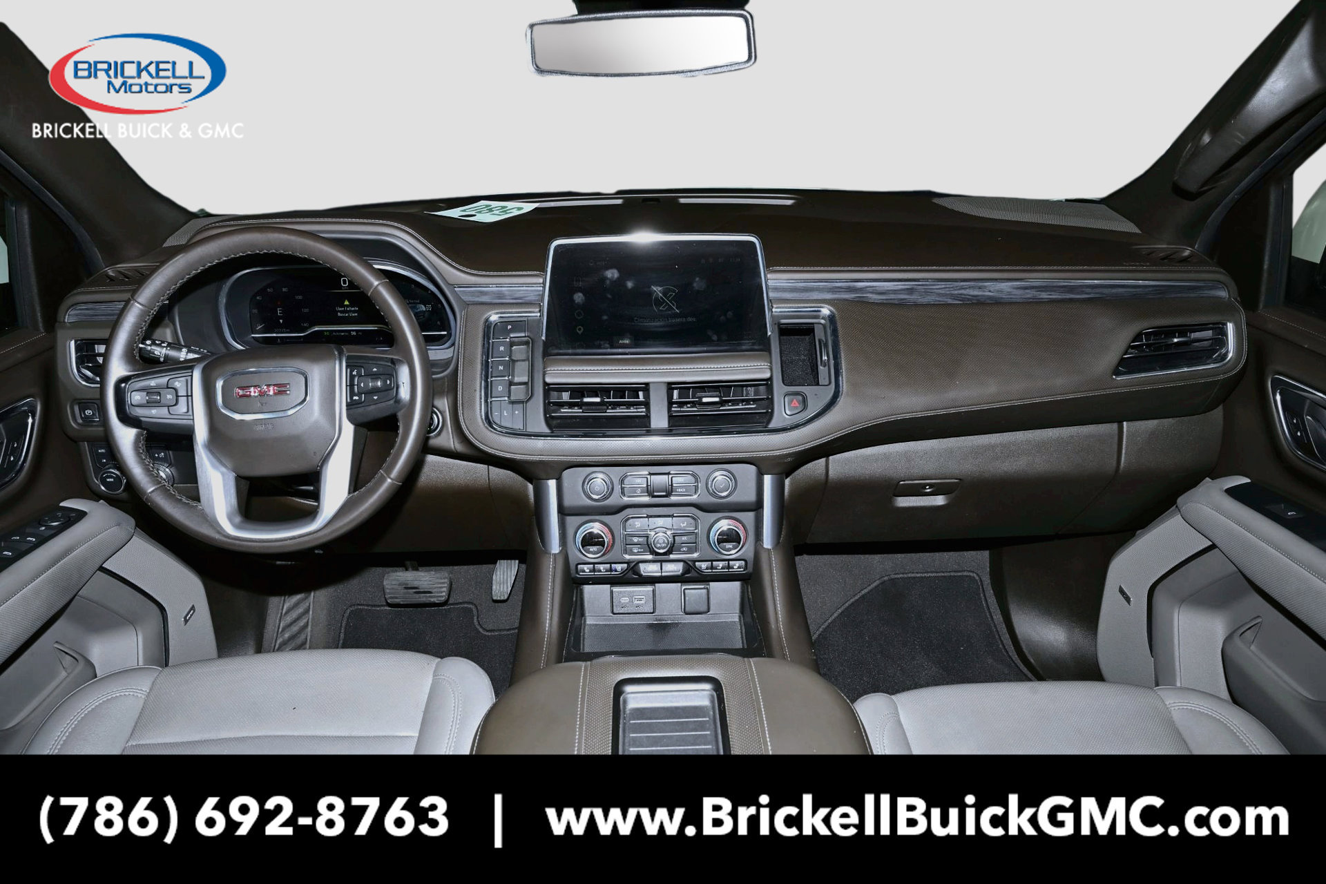 Used 2023 GMC Yukon XL SLT AWD/4WD image 18