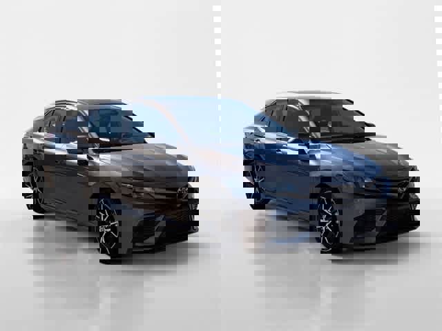 Used 2023 Toyota Camry SE image 13