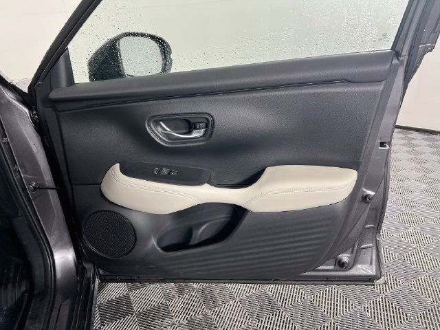 Used 2024 Honda HR-V LX image 29