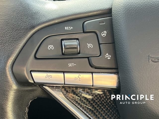 Used 2023 Cadillac XT6 Sport w/ Technology Package AWD/4WD image 23