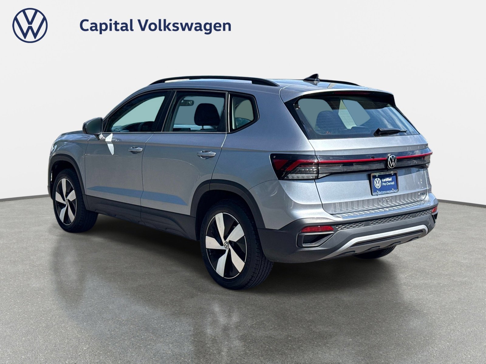 Used 2025 Volkswagen Taos S AWD/4WD image 7