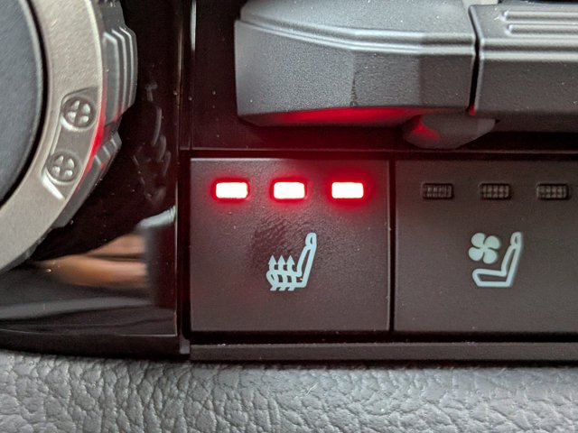 New 2026 Toyota Tundra Limited AWD/4WD image 21
