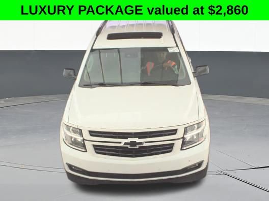 Used 2018 Chevrolet Tahoe LT w/ Luxury Package AWD/4WD image 2