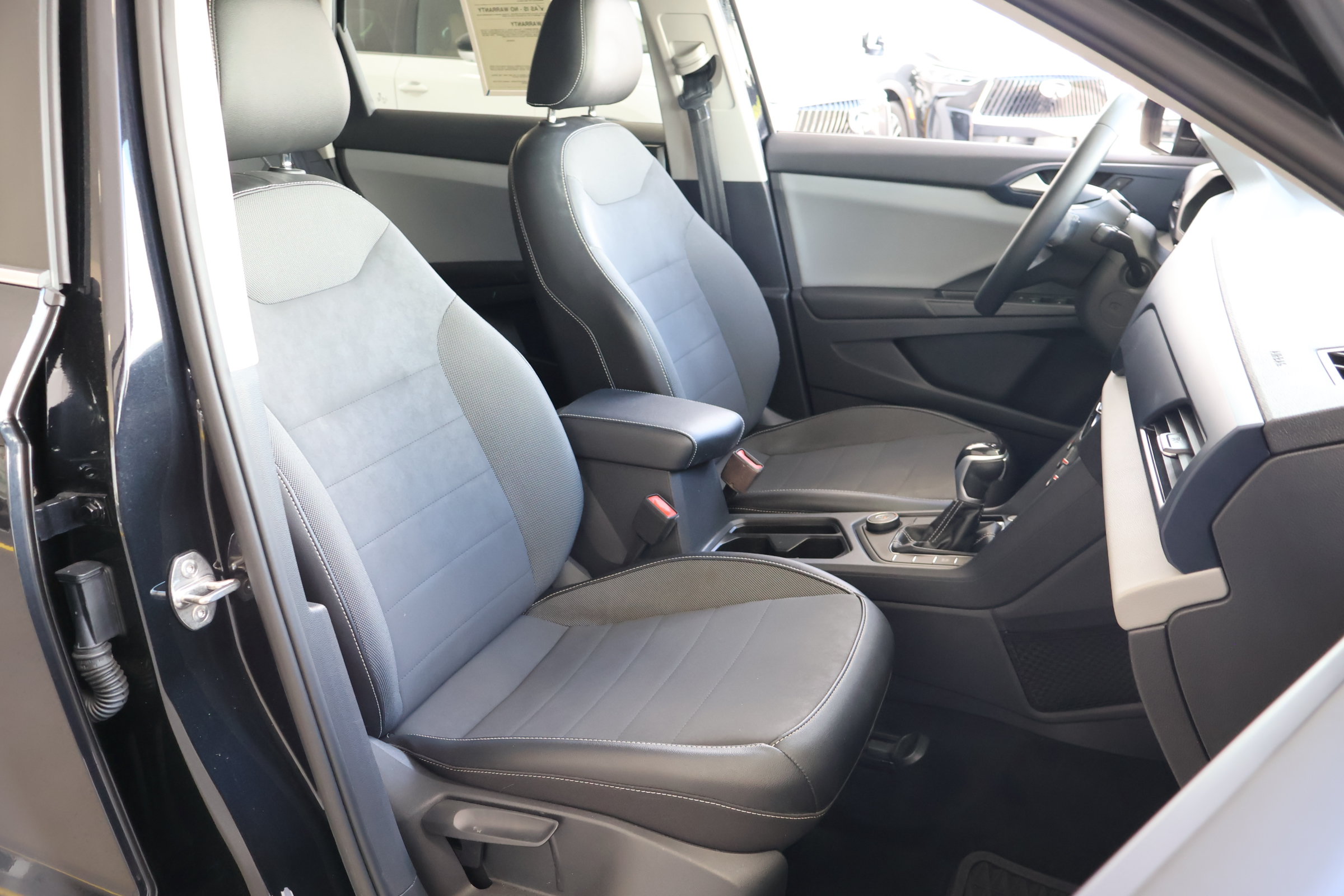 Used 2022 Volkswagen Taos SE w/ IQ.Drive SE Package AWD/4WD image 20