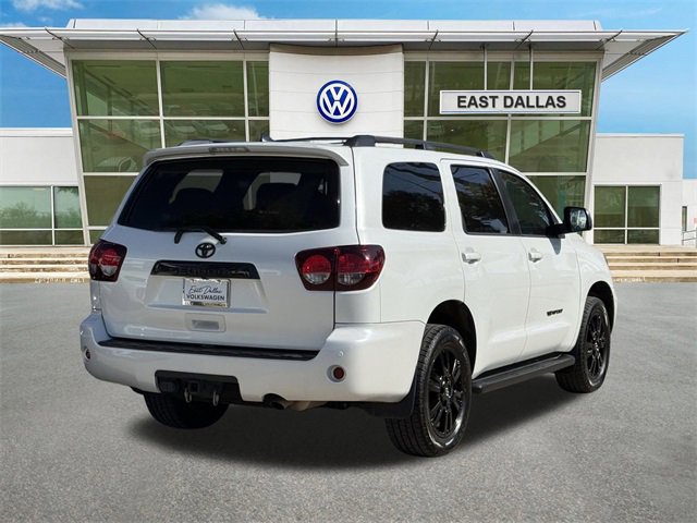 Used 2022 Toyota Sequoia TRD Sport image 4