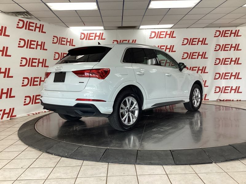 Used 2024 Audi Q3 2.0T Premium w/ Convenience Package AWD/4WD image 7
