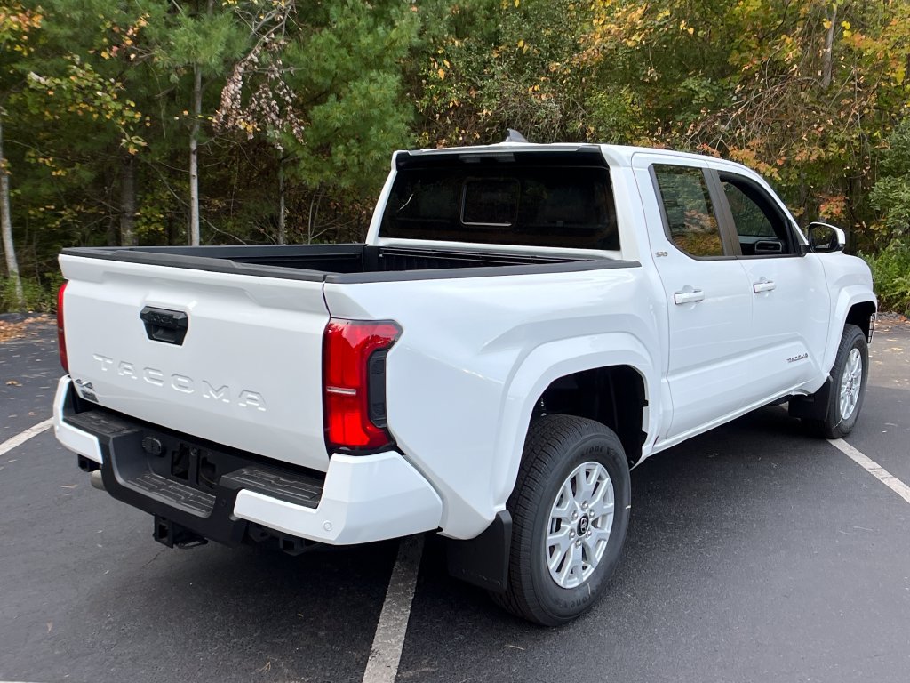 New 2026 Toyota Tacoma SR5 AWD/4WD image 6