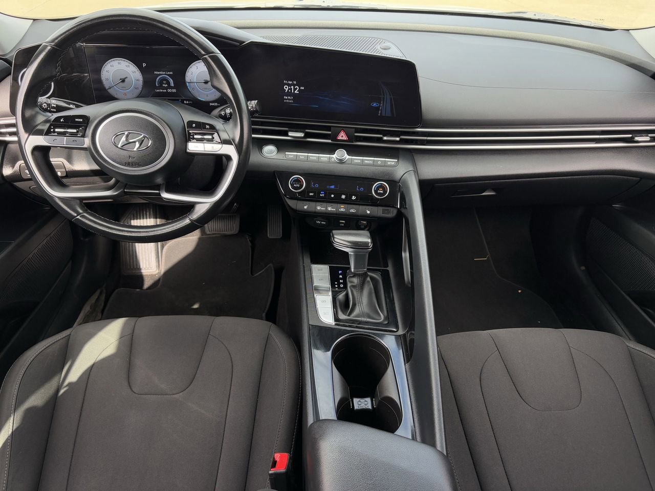 Used 2023 Hyundai Elantra SEL w/ Convenience Package image 12