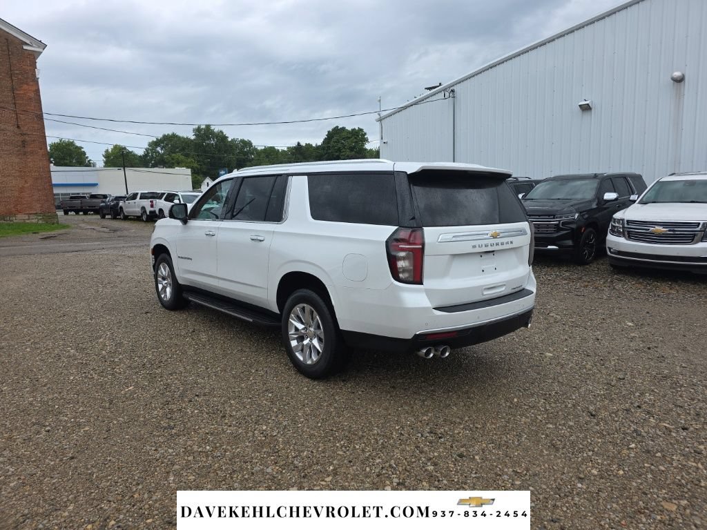 Used 2024 Chevrolet Suburban Premier AWD/4WD image 3