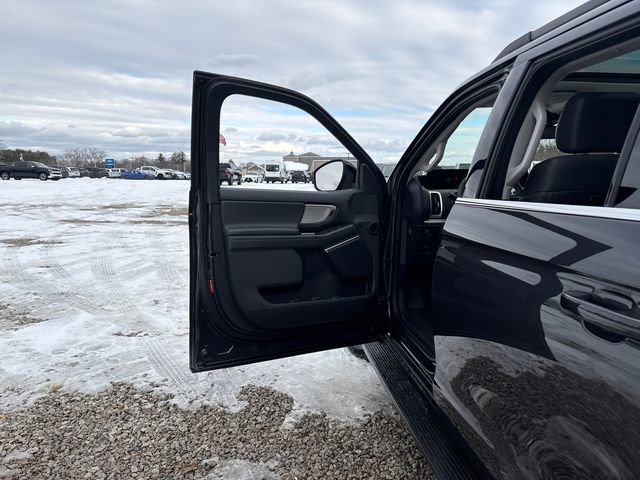 Certified 2025 Ford Expedition Max Active image 24