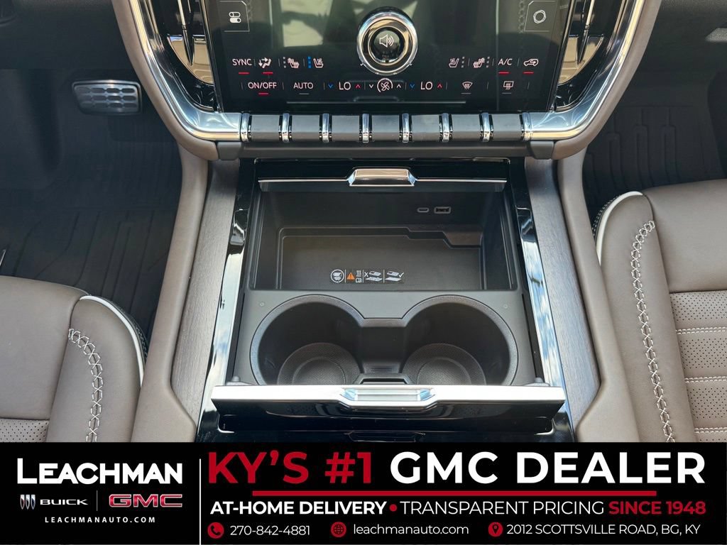 New 2026 GMC Yukon Denali Ultimate w/ LPO, Floor Liner Package AWD/4WD image 28