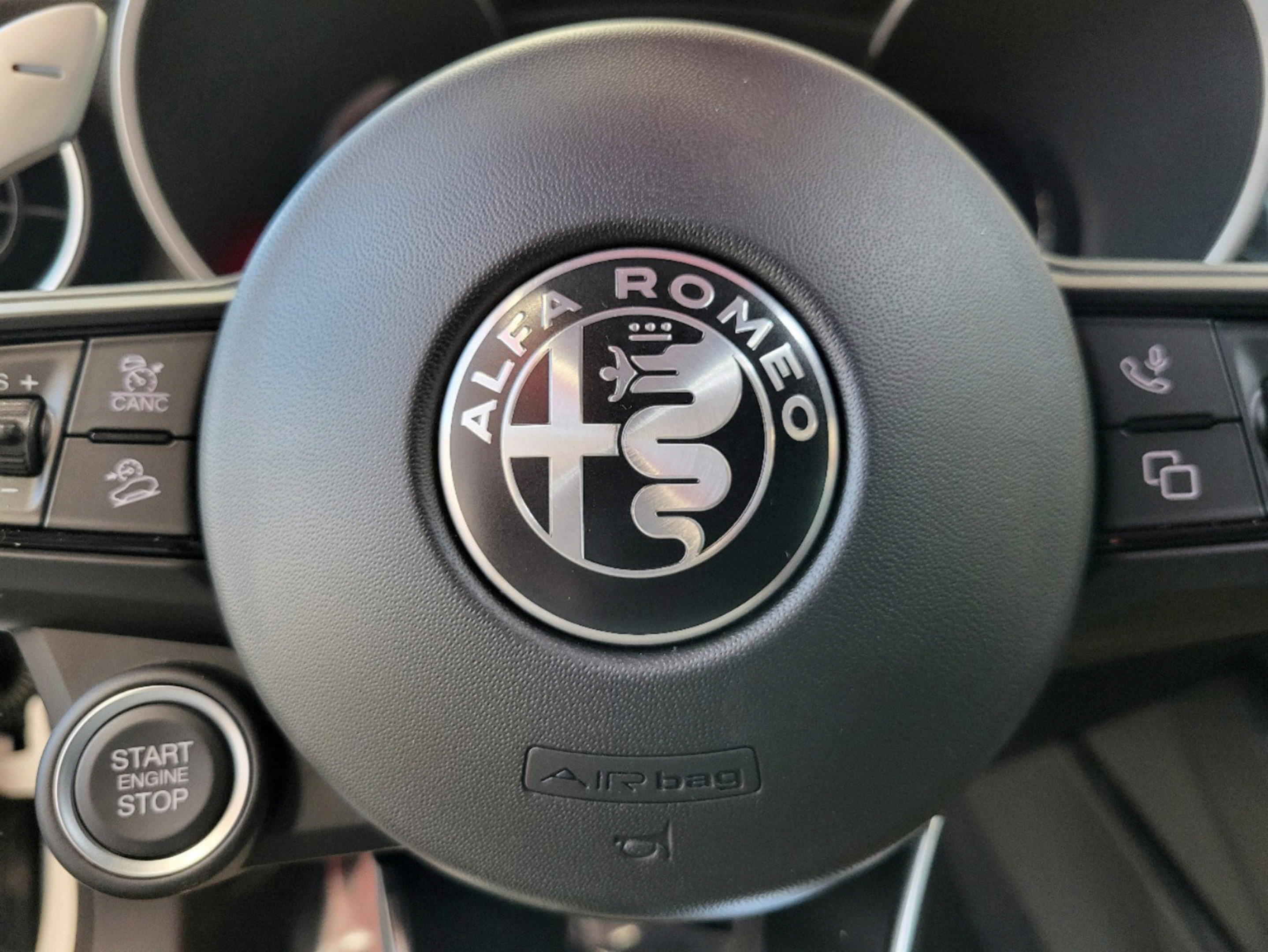 New 2025 Alfa Romeo Stelvio Sprint AWD/4WD image 50