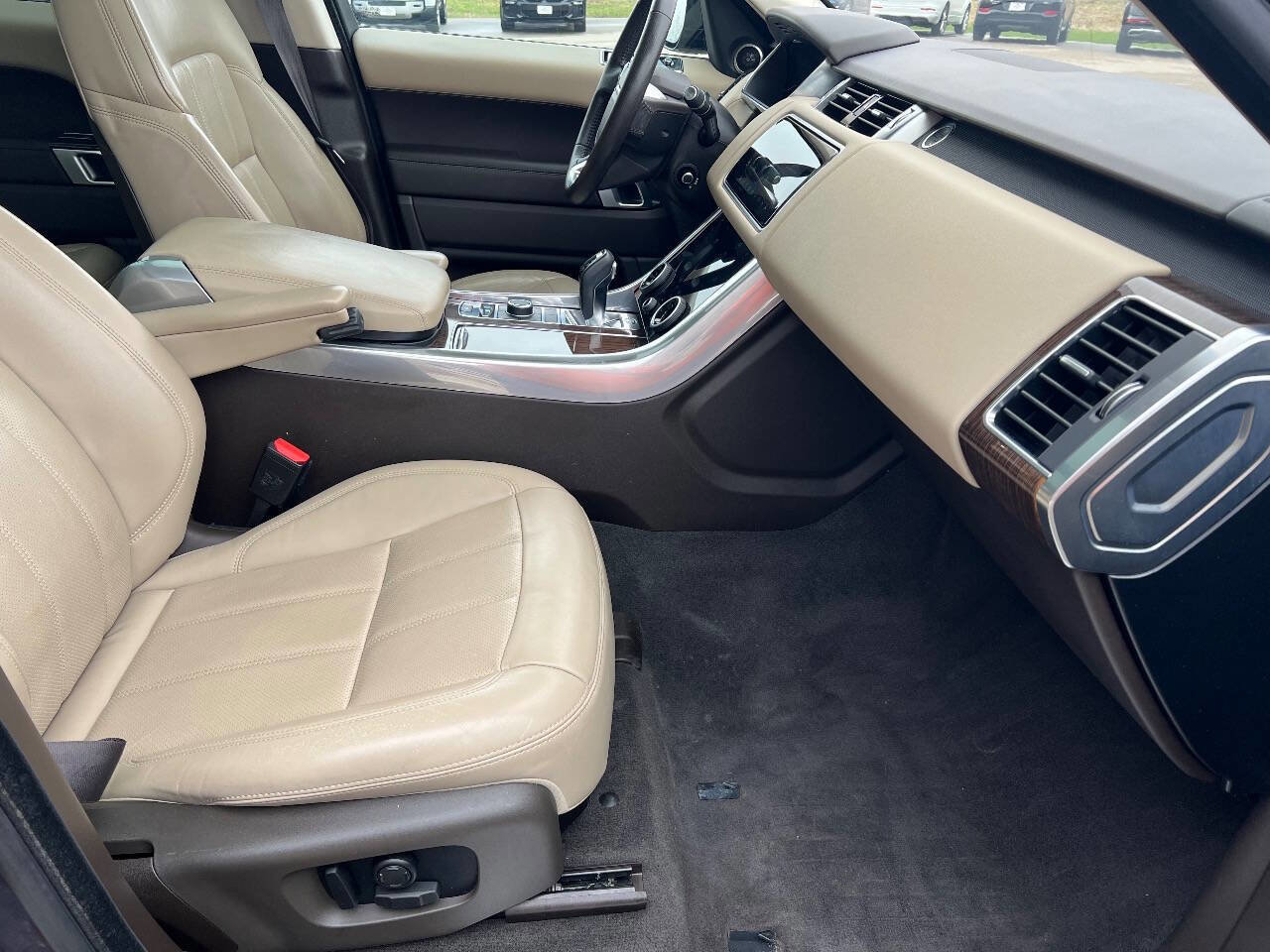 Used 2019 Land Rover Range Rover Sport HSE image 21