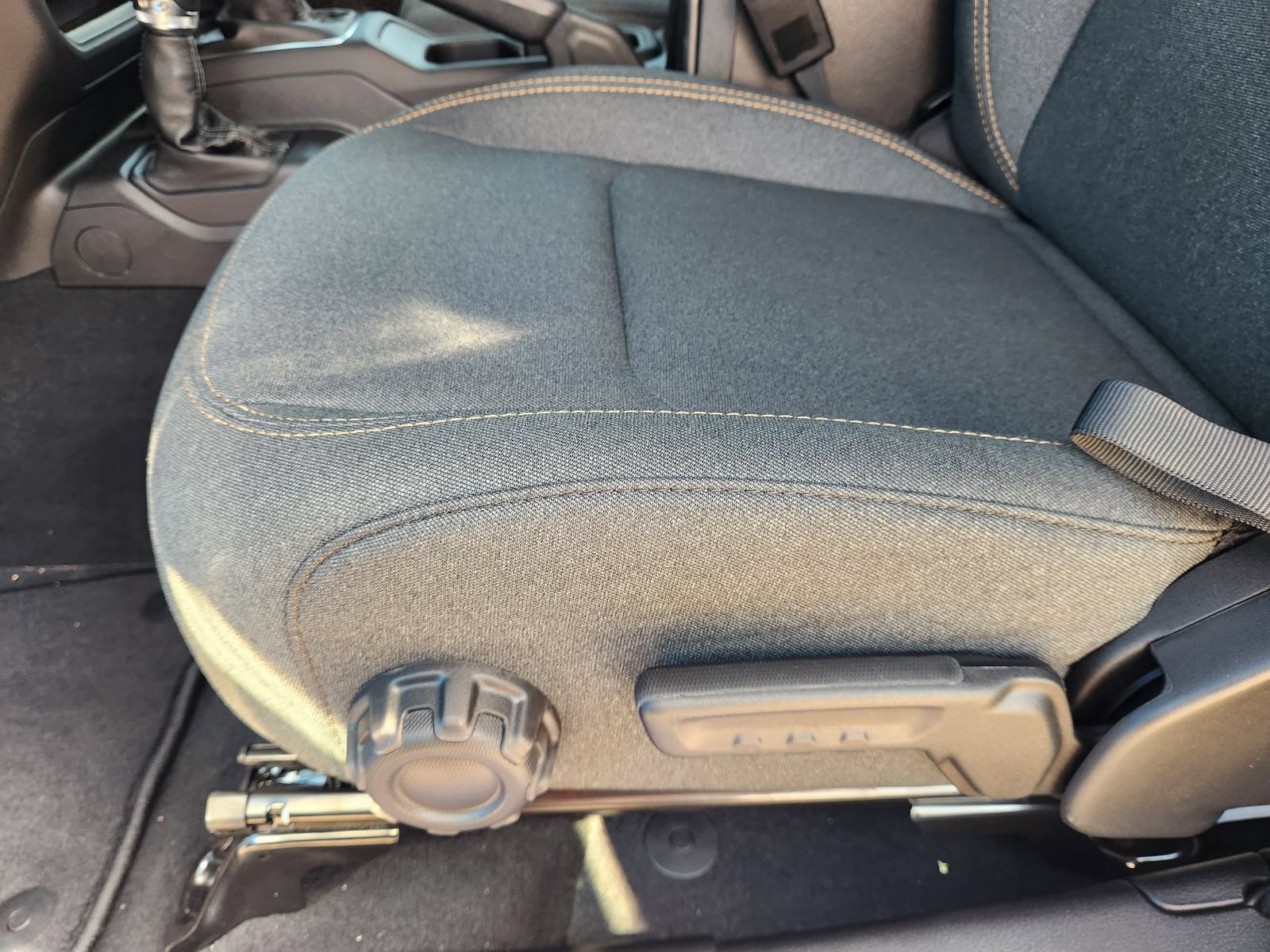 New 2026 Jeep Wrangler Sport AWD/4WD image 20