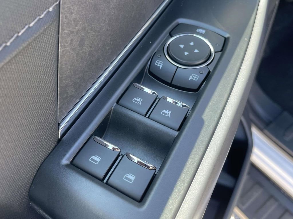 New 2025 Ford F150 XLT w/ Equipment Group 302A MID image 18