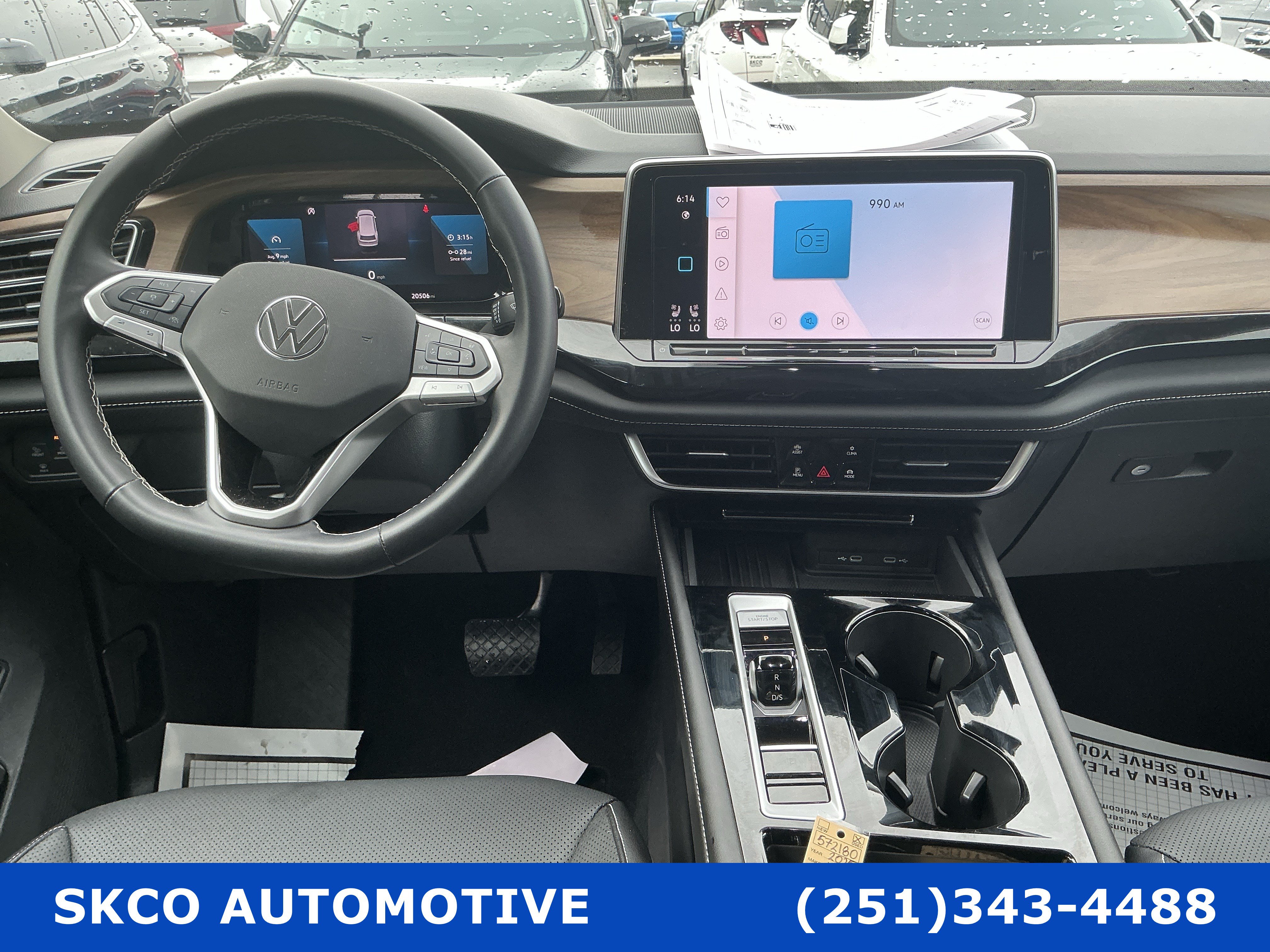 Used 2025 Volkswagen Atlas SE FWD image 15