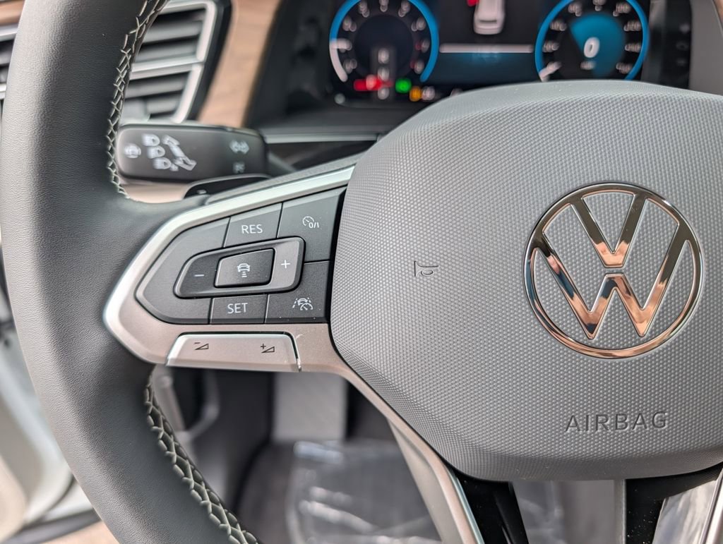 New 2026 Volkswagen Atlas SE image 15