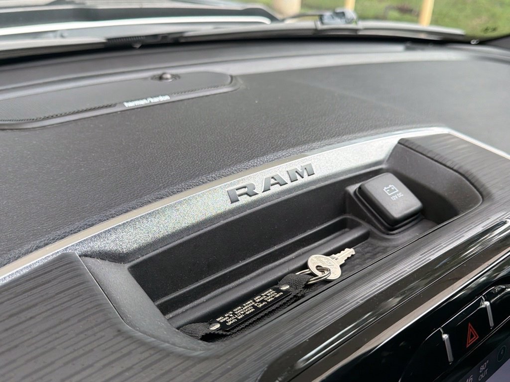 Used 2023 RAM 1500 Laramie AWD/4WD image 49