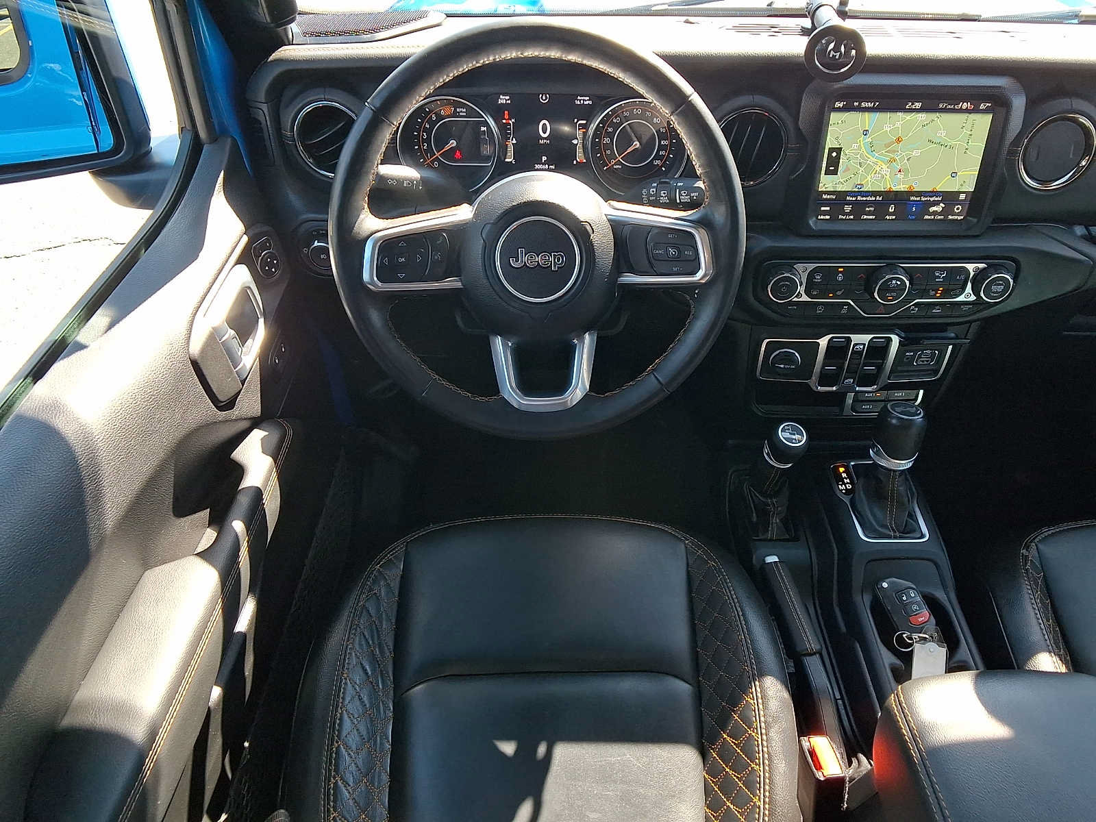 Used 2023 Jeep Wrangler Unlimited Sahara AWD/4WD image 12