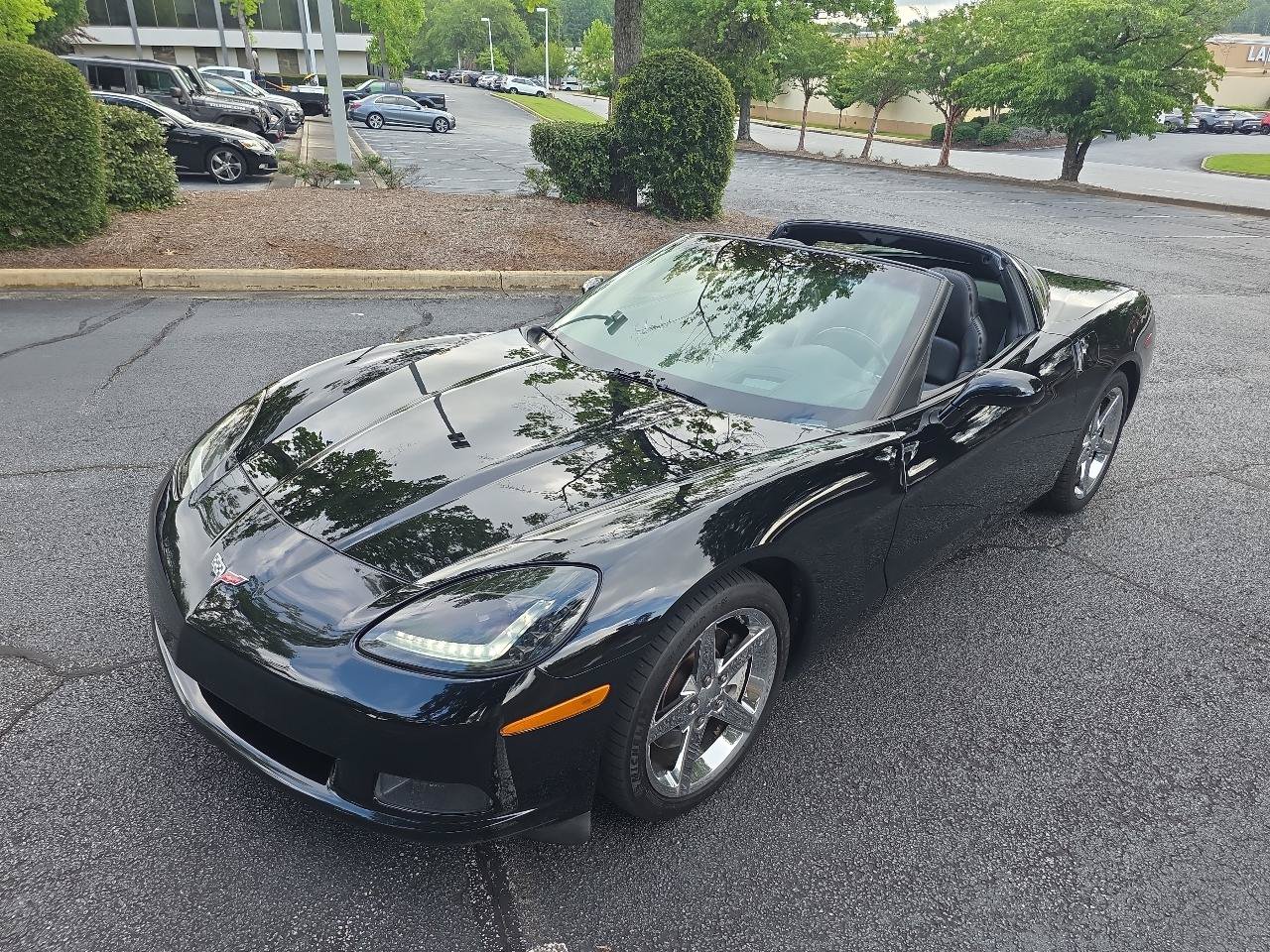 Used 2006 Chevrolet Corvette Coupe w/ Preferred Equipment Group RWD image 31