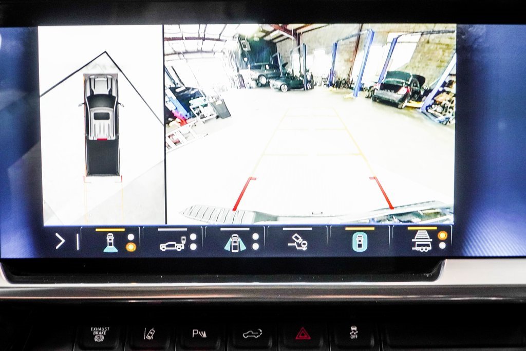 Used 2024 Chevrolet Silverado 3500 LTZ w/ LTZ Premium Package image 30