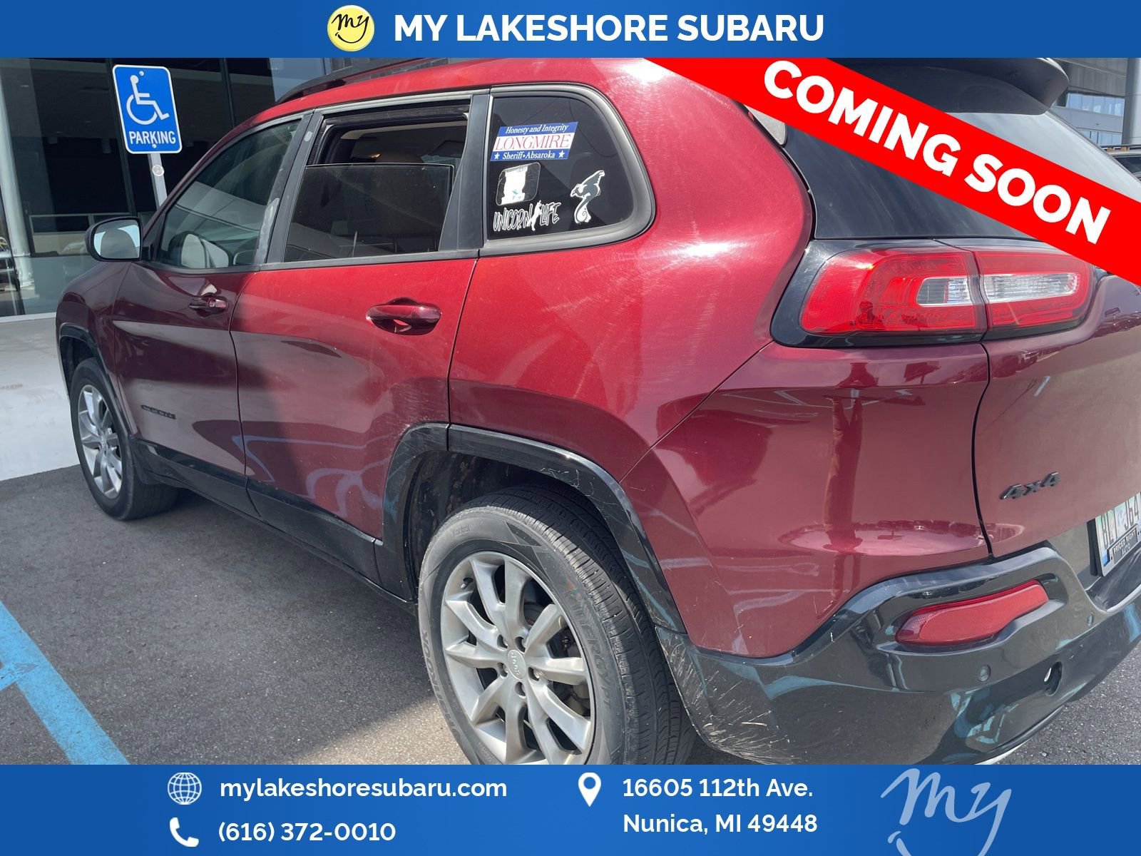 Used 2018 Jeep Cherokee Latitude AWD/4WD image 8