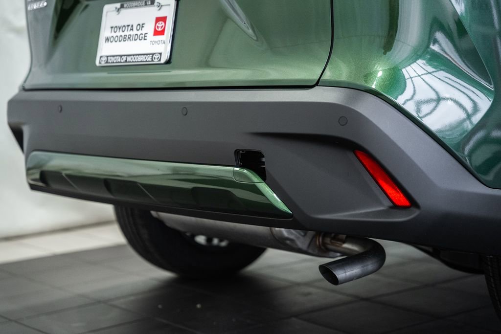 New 2026 Toyota Corolla Cross XLE image 8