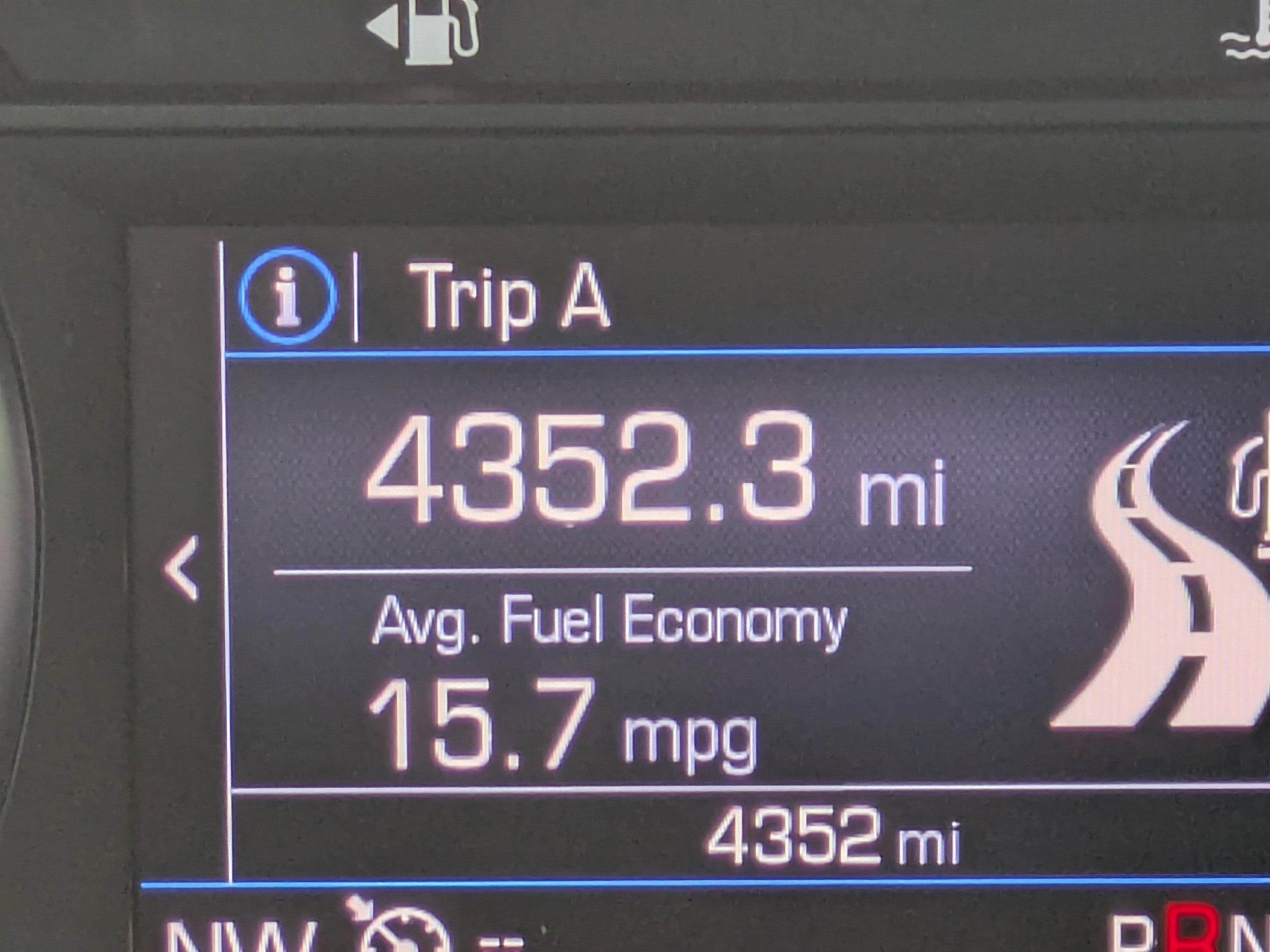 Used 2023 Chevrolet Equinox LT image 26