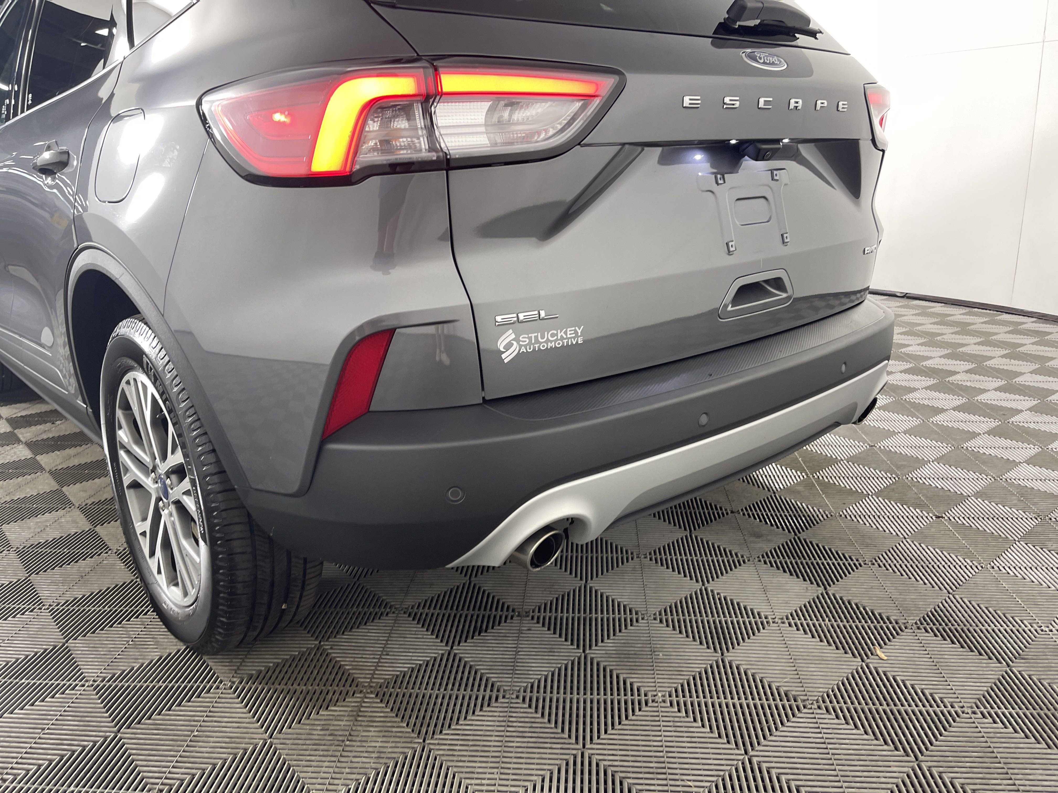 Used 2022 Ford Escape SEL image 6